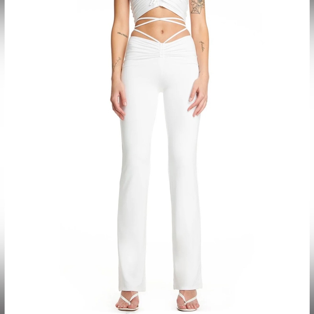 I am Gia pants